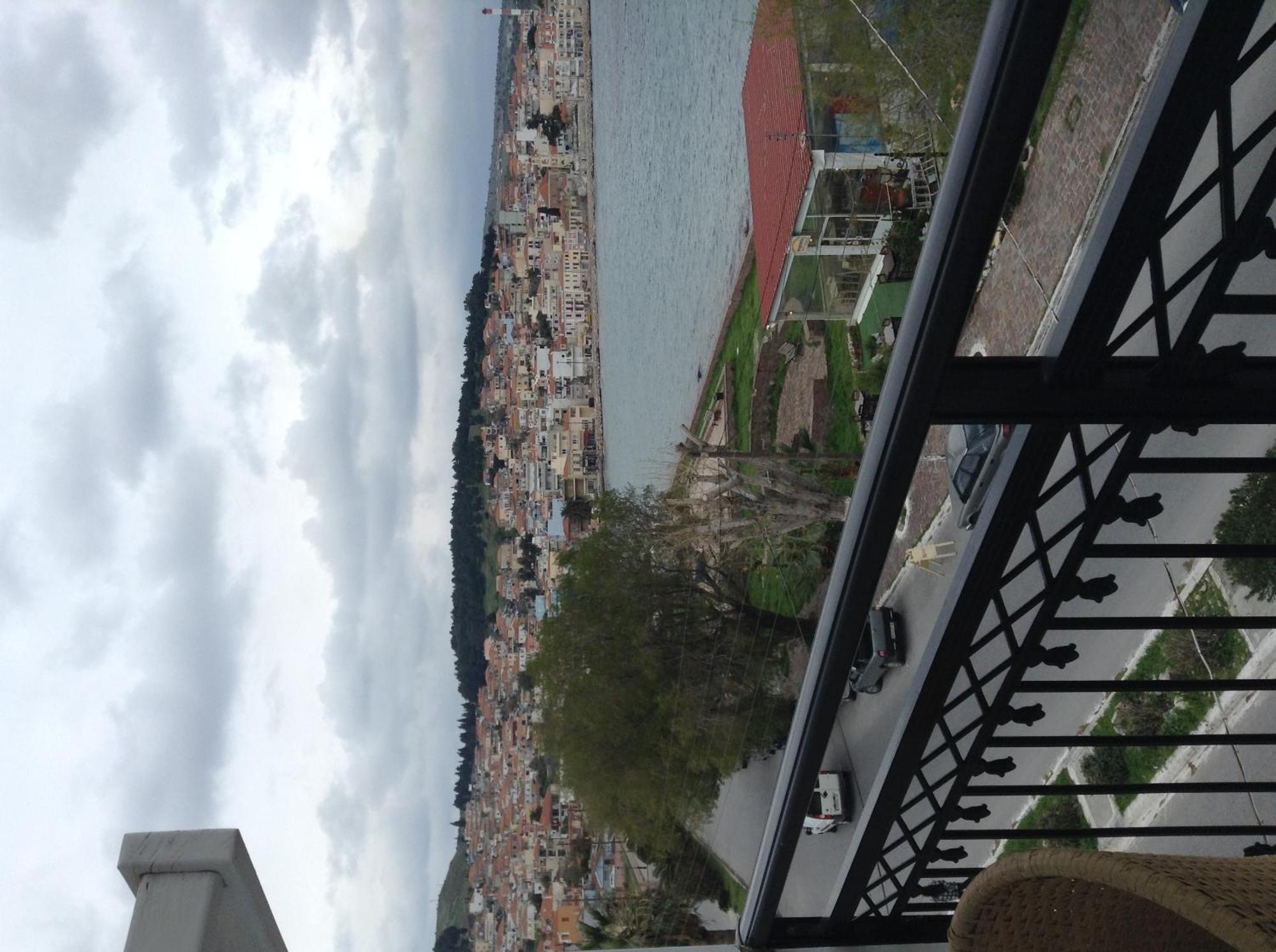 Zoumboulis Rooms Mytilene Ngoại thất bức ảnh