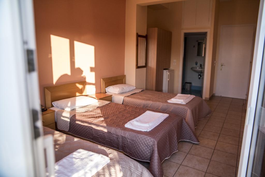 Zoumboulis Rooms Mytilene Ngoại thất bức ảnh